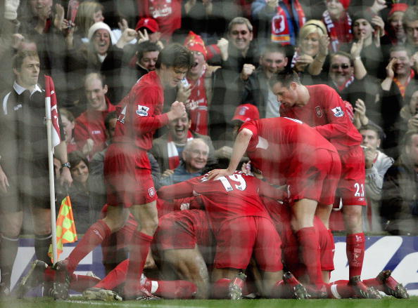 文章总结：曼城主场强势，桑德兰升班马表现稳定，曼城实力占优，但比赛难度大。（曼城主场占优、实力更强；桑德兰稳健，但这场并不轻松）