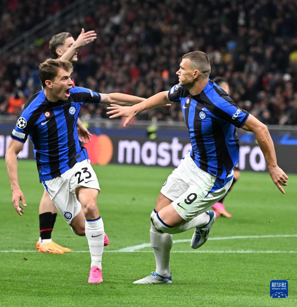 足球欧洲豪门战术失灵，主帅承认排兵布阵失误（欧洲豪门战术受挫，主帅坦言布阵出错）