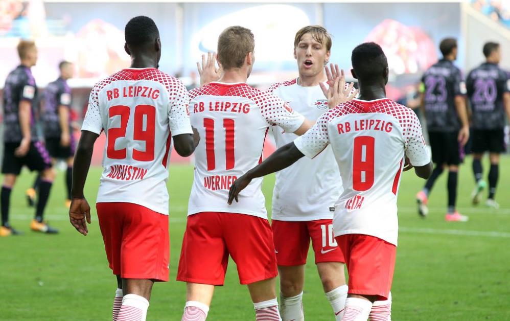 巴斯托尼：国家队的默契不如俱乐部，最难防守的对手是亚马尔