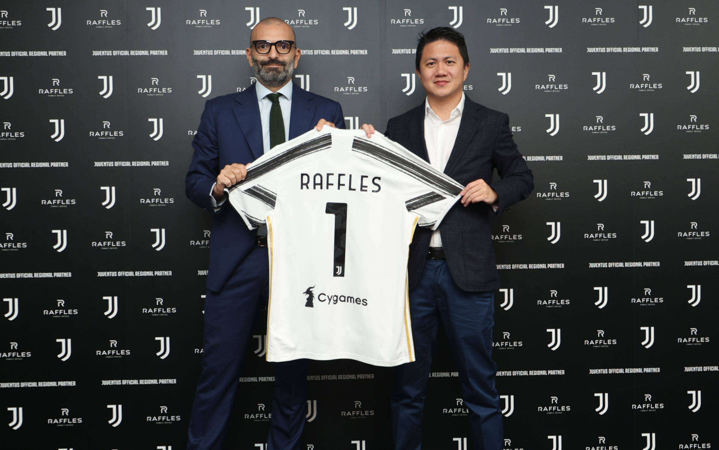 孙继海晒视频发出疑问：为什么现在小孩顺拐那么多