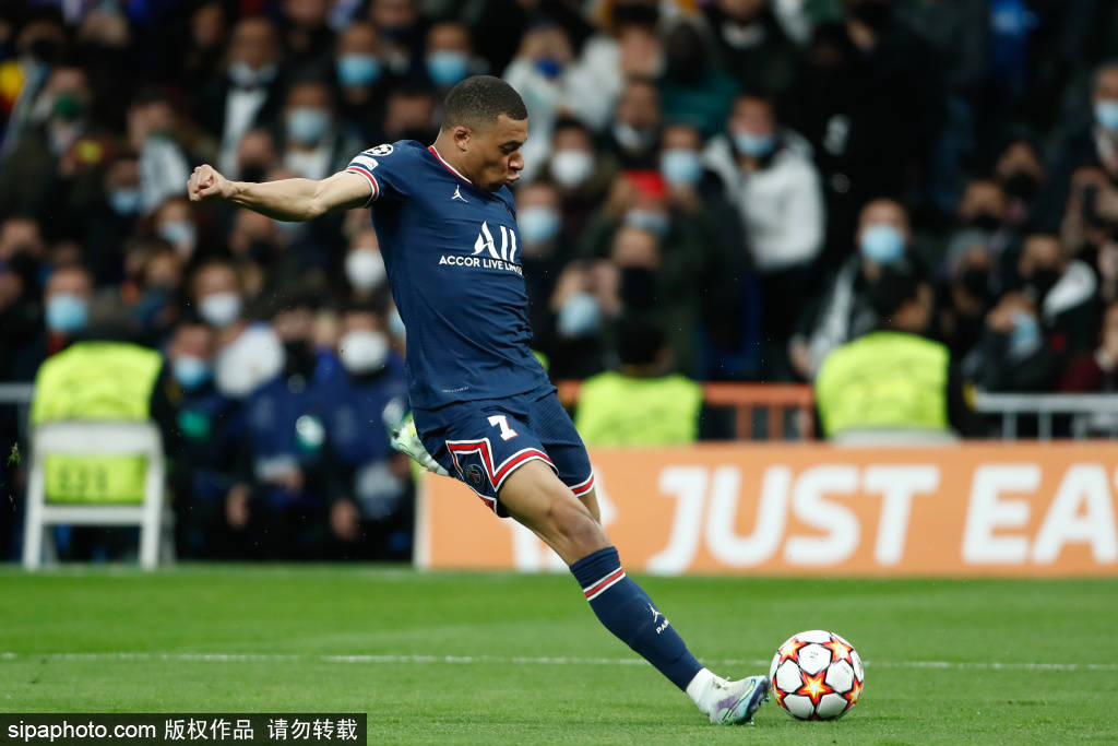 马卡：皇马未展现稳定状态，阿隆索国际比赛日有很多工作要做（马卡报：皇马状态不稳，国际比赛日期间阿隆索工作繁重）