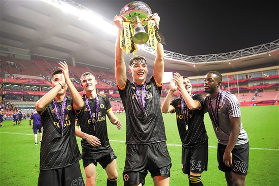 苦寻后悔药！步行者正积极交易中锋以补强特纳离队后的内线