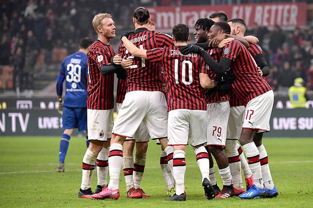 荷媒：荷兰足协在世界杯结束后才会和罗纳德·科曼谈续约事宜（荷媒：世界杯结束后，荷兰足协再与罗纳德·科曼商谈续约）