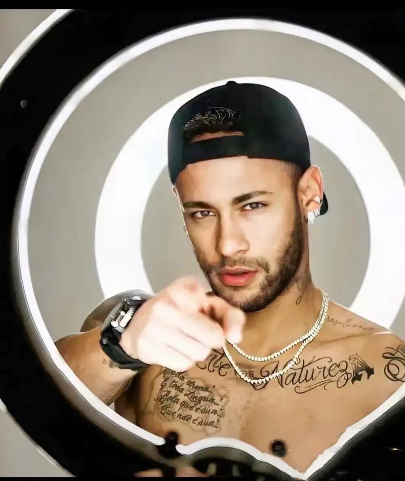 当选非洲足球先生，阿什拉夫：走到今天这个位置并不容易（加冕非洲足球先生，阿什拉夫：今日成就来之不易）