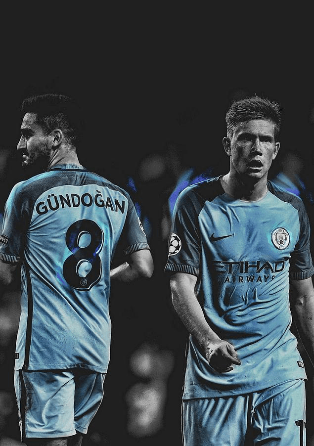 尤文vs卡利亚里首发：弗拉霍维奇领衔！伊尔迪兹、小图拉姆在列（尤文战卡利亚里首发出炉：弗拉霍维奇领衔，伊尔迪兹、小图拉姆入选）