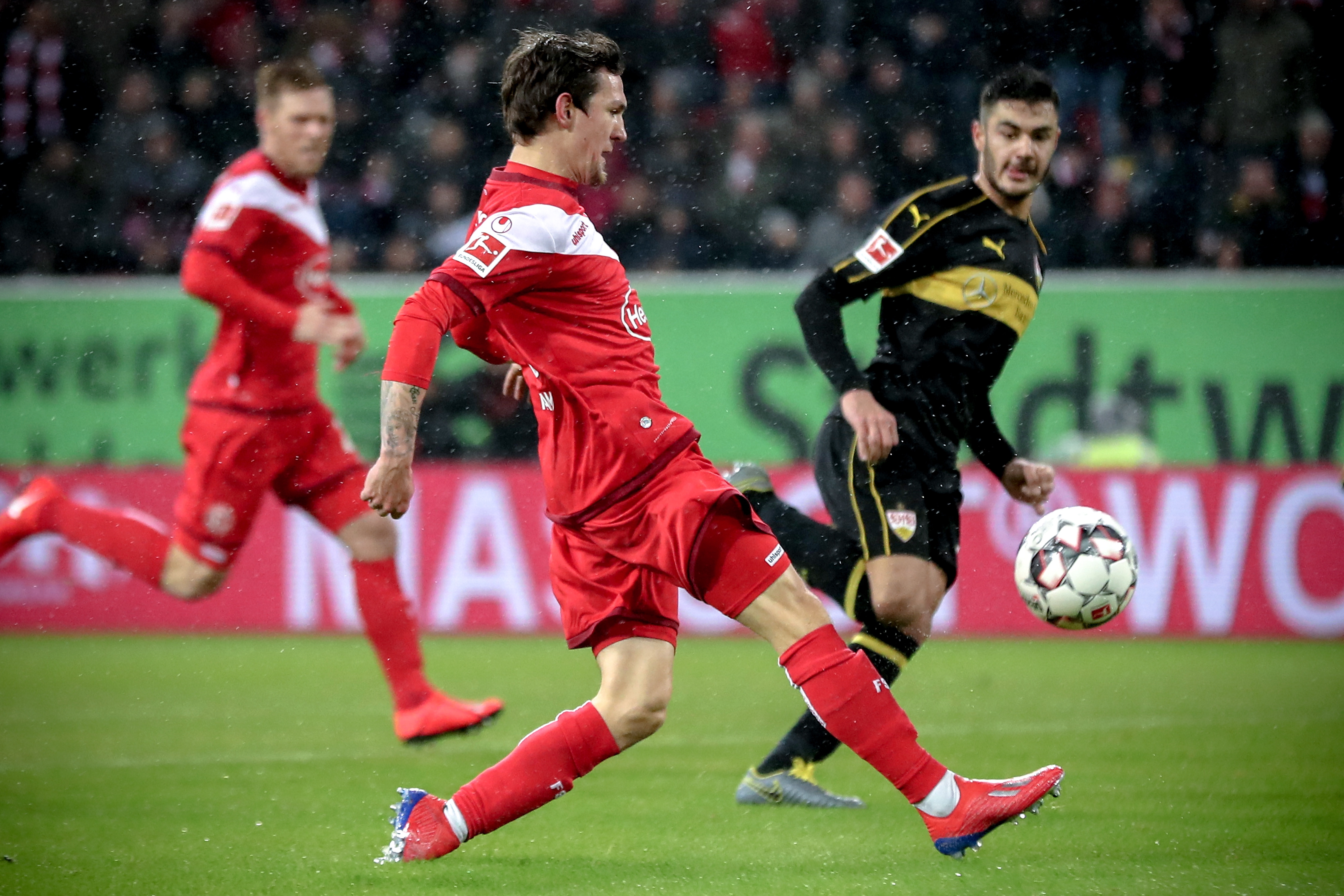 Sacha：巴黎没和布阿迪接触也没达成协议，里尔要价1亿（Sacha：巴黎既未与布阿迪接触也未达成协议，里尔要价1亿）