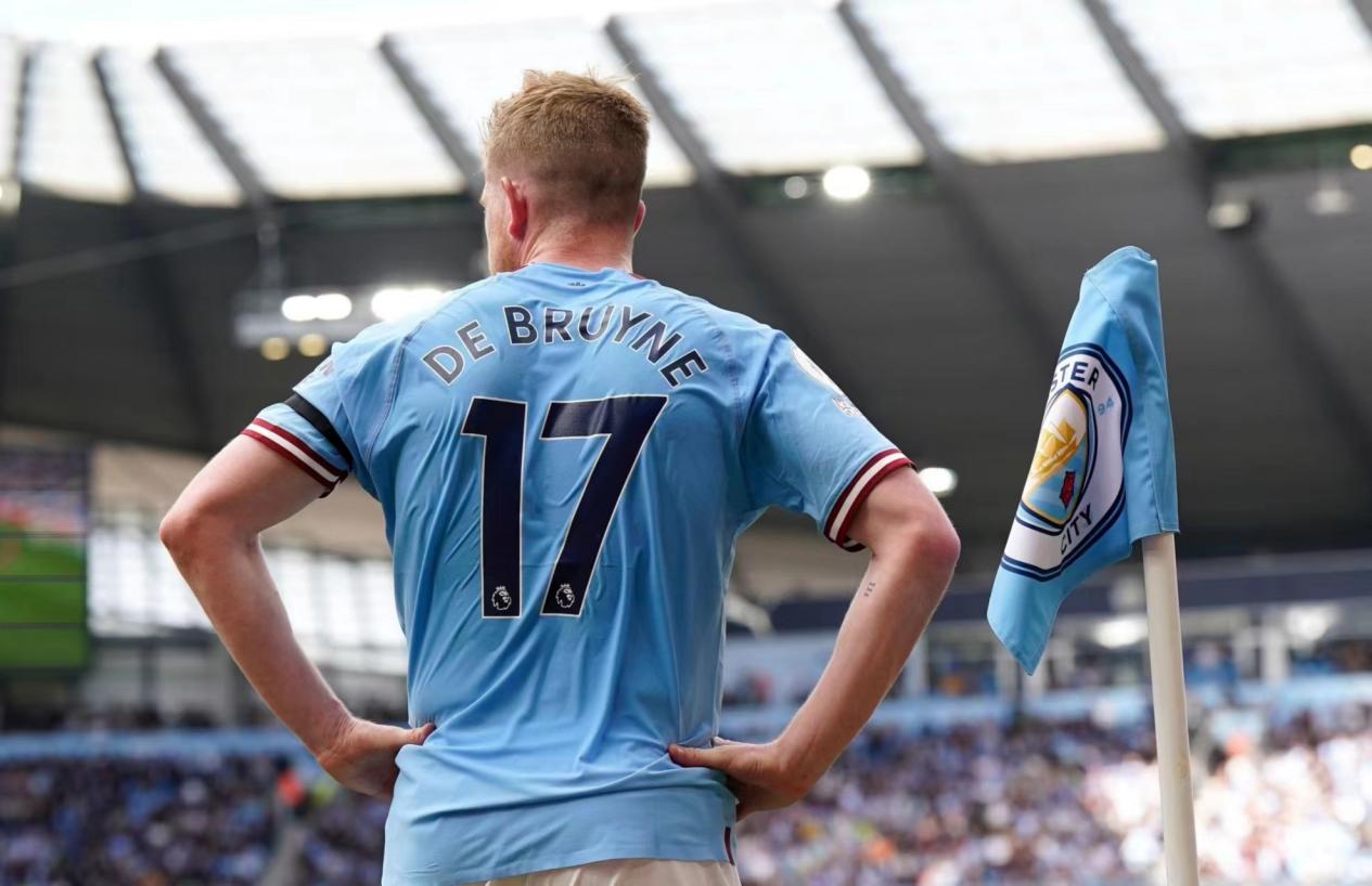 国王杯-居莱尔双响莫德里奇破门 皇马5-0晋级（国王杯：居莱尔梅开二度+莫德里奇建功，皇马5-0轻取晋级）