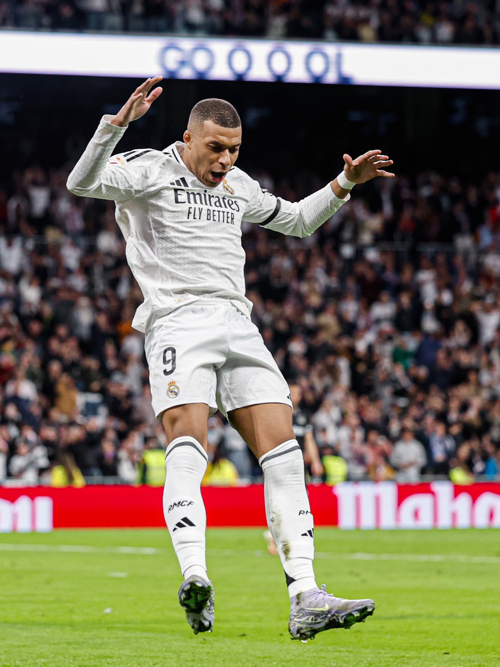 摩根大通上调全球博彩收入预测