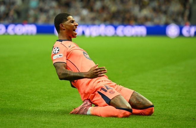 广岛主帅：申花在身体和速度方面很出色，J联赛球队技术细腻（广岛主帅赞申花身体与速度出众，称J联赛以细腻技术见长）