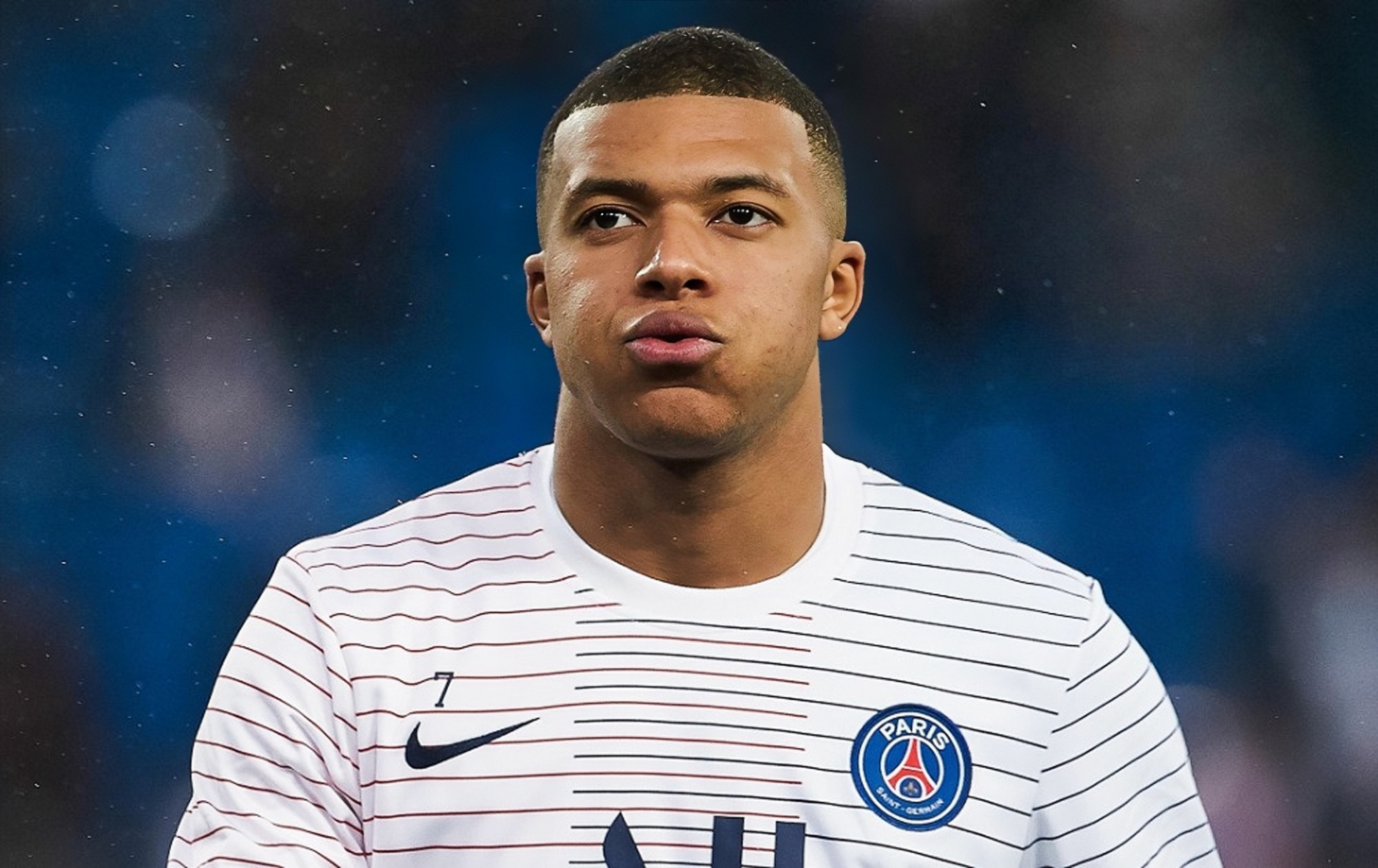 足球报：李新翔脚踝韧带轻伤伤停2周，加布里埃尔还无法合练（足球报：李新翔脚踝韧带轻微受伤将缺阵两周，加布里埃尔仍无法参与合练）