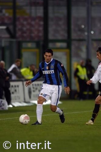 中超：山东泰山客场2-0击败广州队