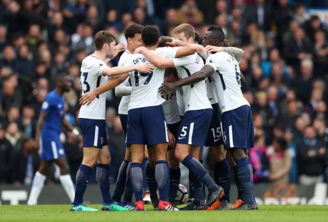 加维：亚马尔是最好的球员 但无法与梅西相提并论（加维：亚马尔是当下最佳，却还难与梅西同日而语）